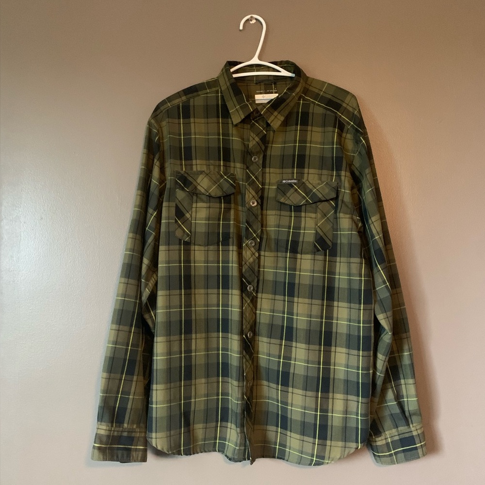 Green Columbia Button Down Shirt